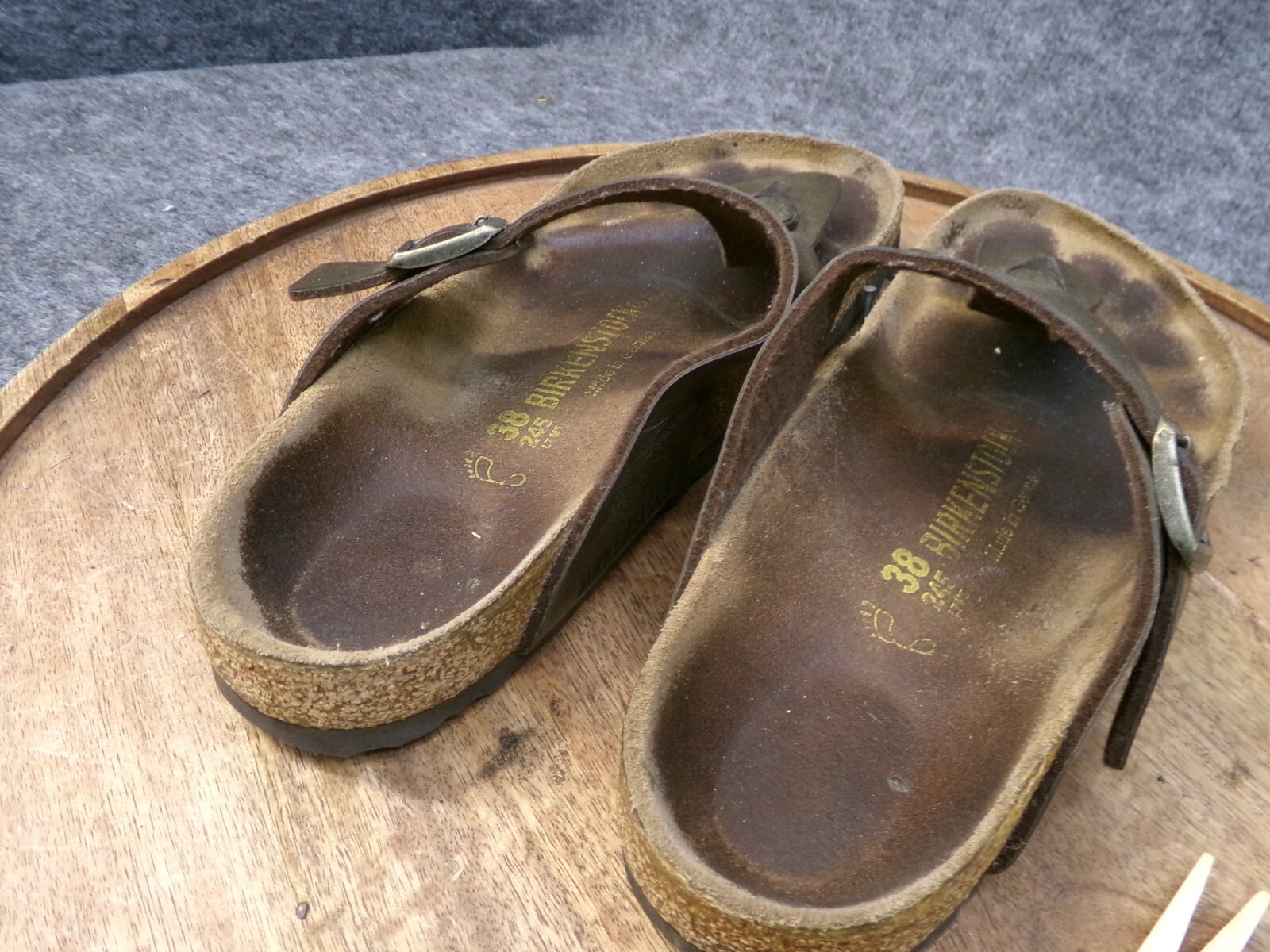 Birkenstock Womens Gizeh Brown Bronze Birko-Flor Thong Sandals Size 38 US 7 Reg.