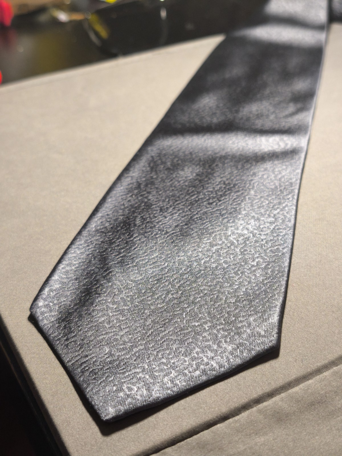 Women’s Karan NY – Solid Color Grey Silk Leather Effect Tie Made In USA