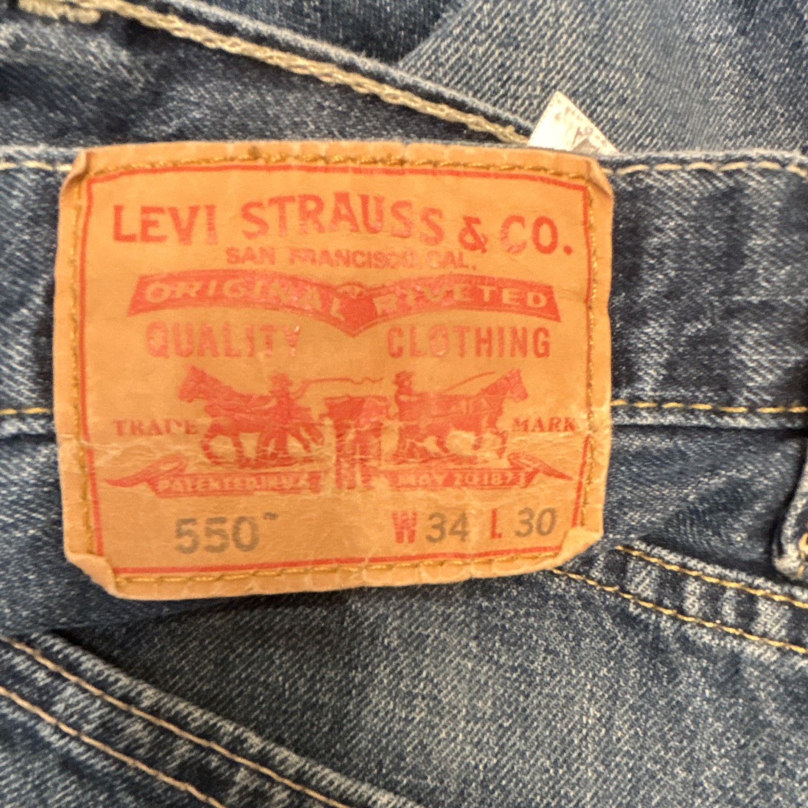 Levi’s Men’s Relaxed Fit Mid Rise Medium Wash Cotton Denim Straight Jeans