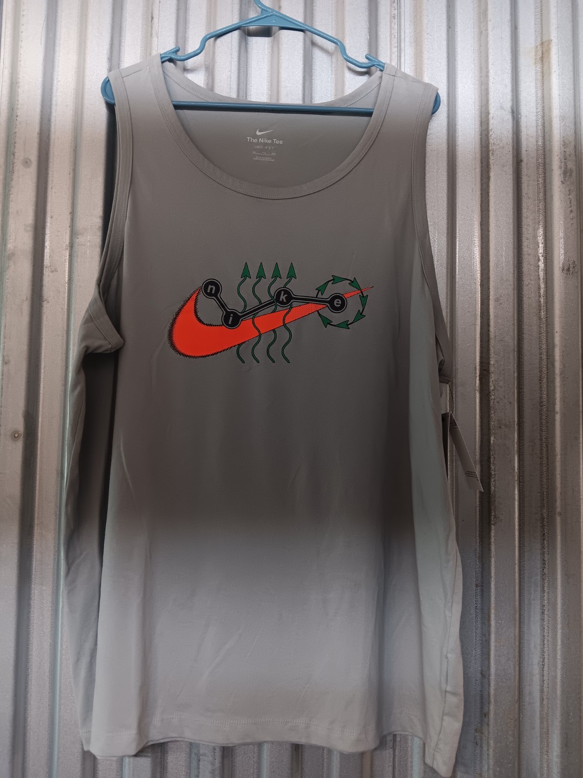 Nike Dri- FIT Tank Top Gray XXL Sleeveless Shirt New with tags.