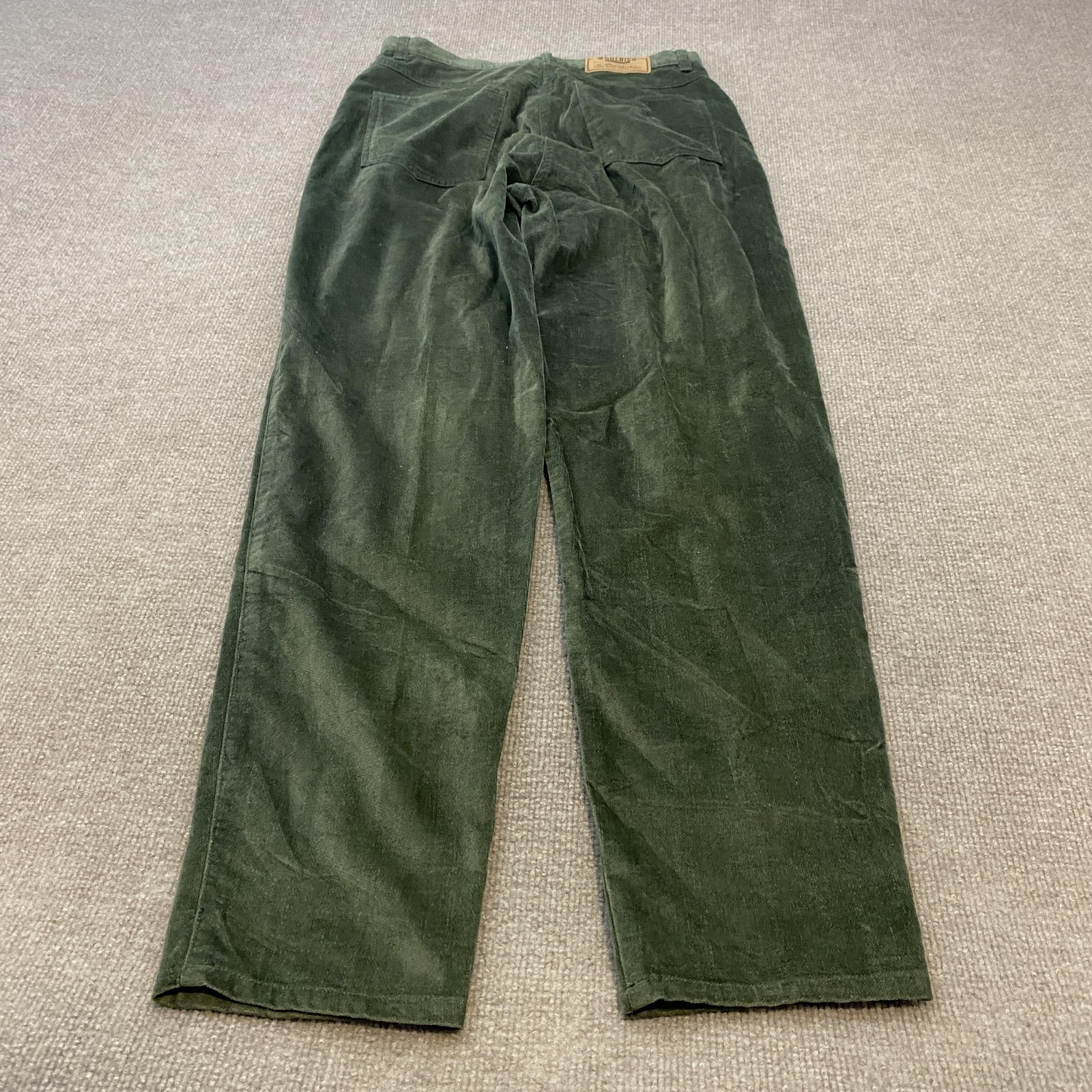 Woolrich Pants Women 10 Fits 29×31 Green Corduroy Relaxed Straight Leg High Rise
