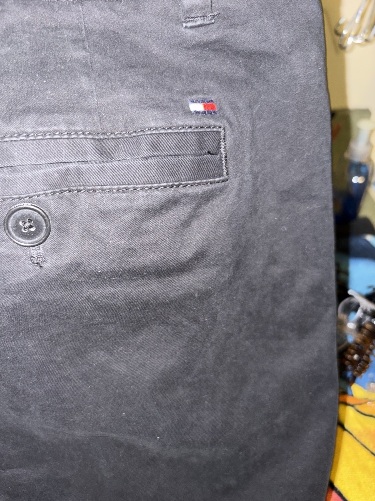 eBay Title: Tommy Hilfiger Classic Fit Chino Pants Men’s 58×32 Black Big Tall