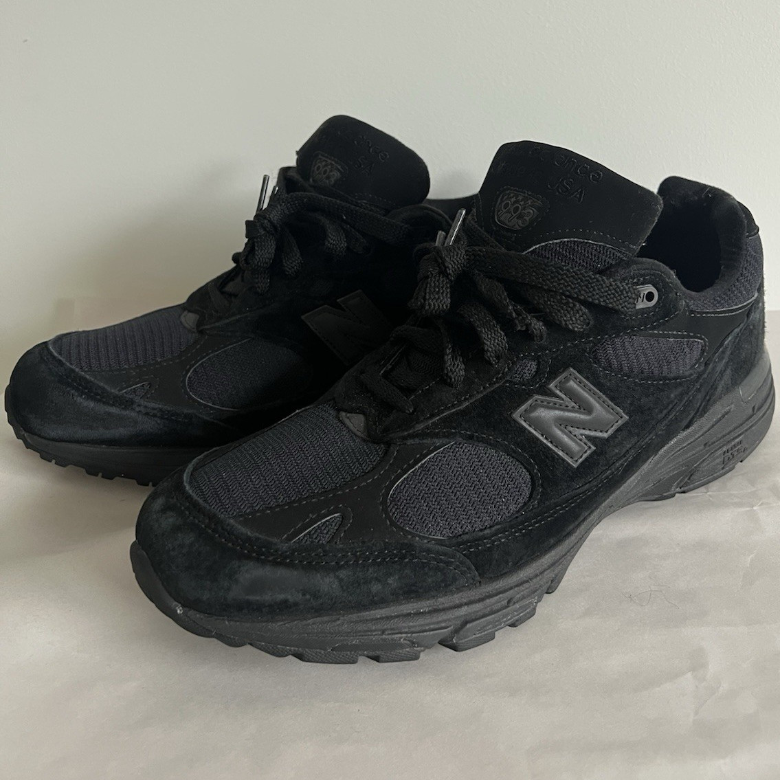 New Balance 993 Made in USA Triple Black Men’s 12 Lace-Up Suede Low Top MR993TB