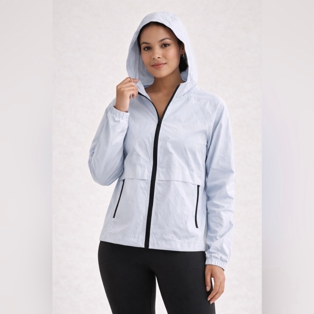 Women’s Halara Light Blue Hooded Windbreaker Water Repellant Jacket Small
