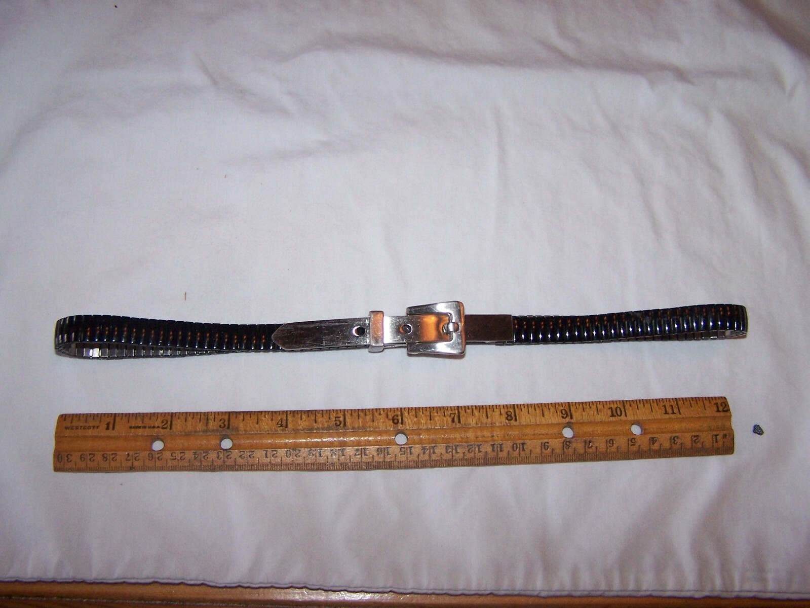 Adjustable Black Elastic Metal Belt w Silver Tone Buckle – 26″ 27″ 28″ 29″ 30″ +