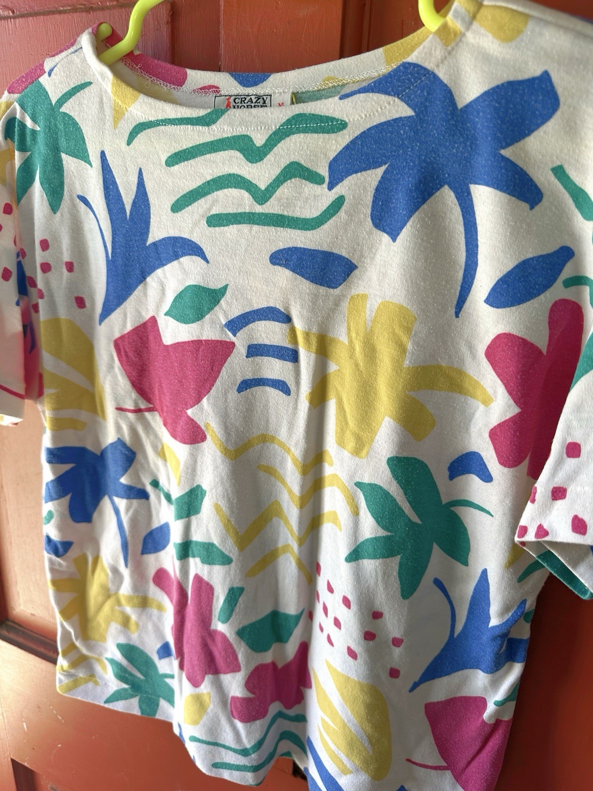 1990s Vintage Women’s Funky Design Blob T-Shirt Retro Style