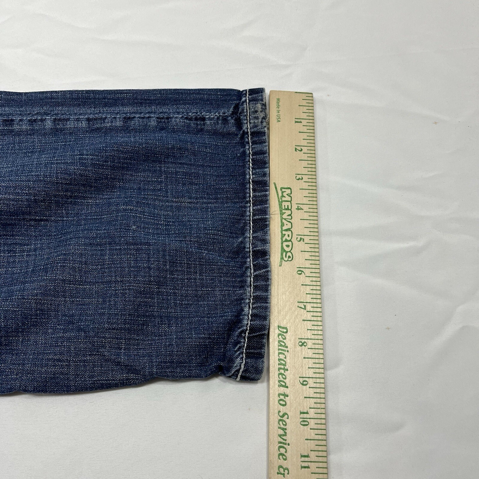 Men’s Buckle BKE Tyler Size 32R (30×30”) Denim Blue Jeans Distressed Frayed Cuff