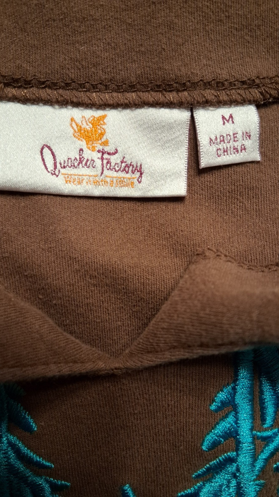 Quacker Factory Tee Brown Scoop Neck V Cut Embroidery Bracelet Sleeves Misses M