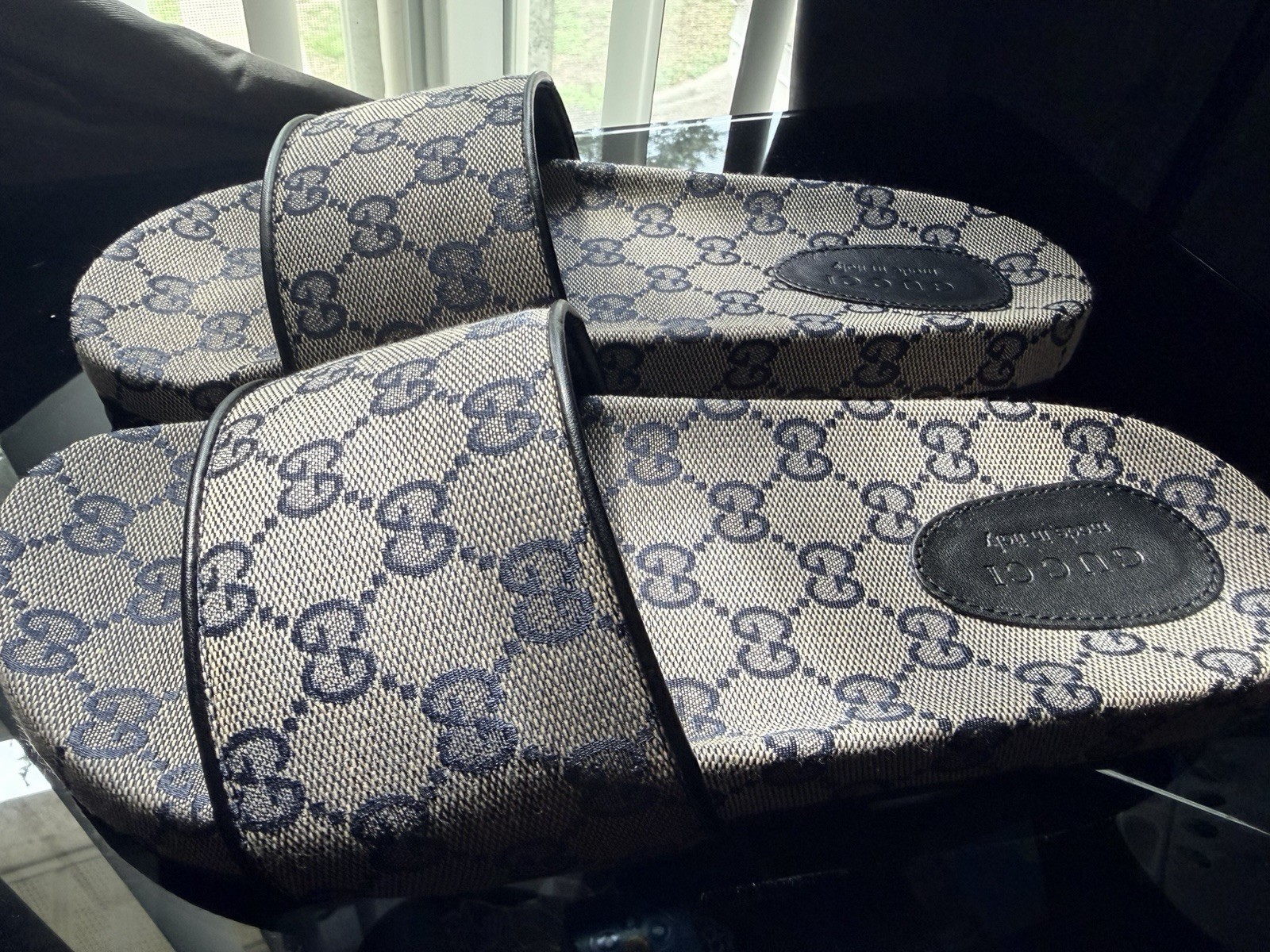 Gucci GG Monogram Leather Slide Sandals Beige/Black Slip-On Unisex 9.5