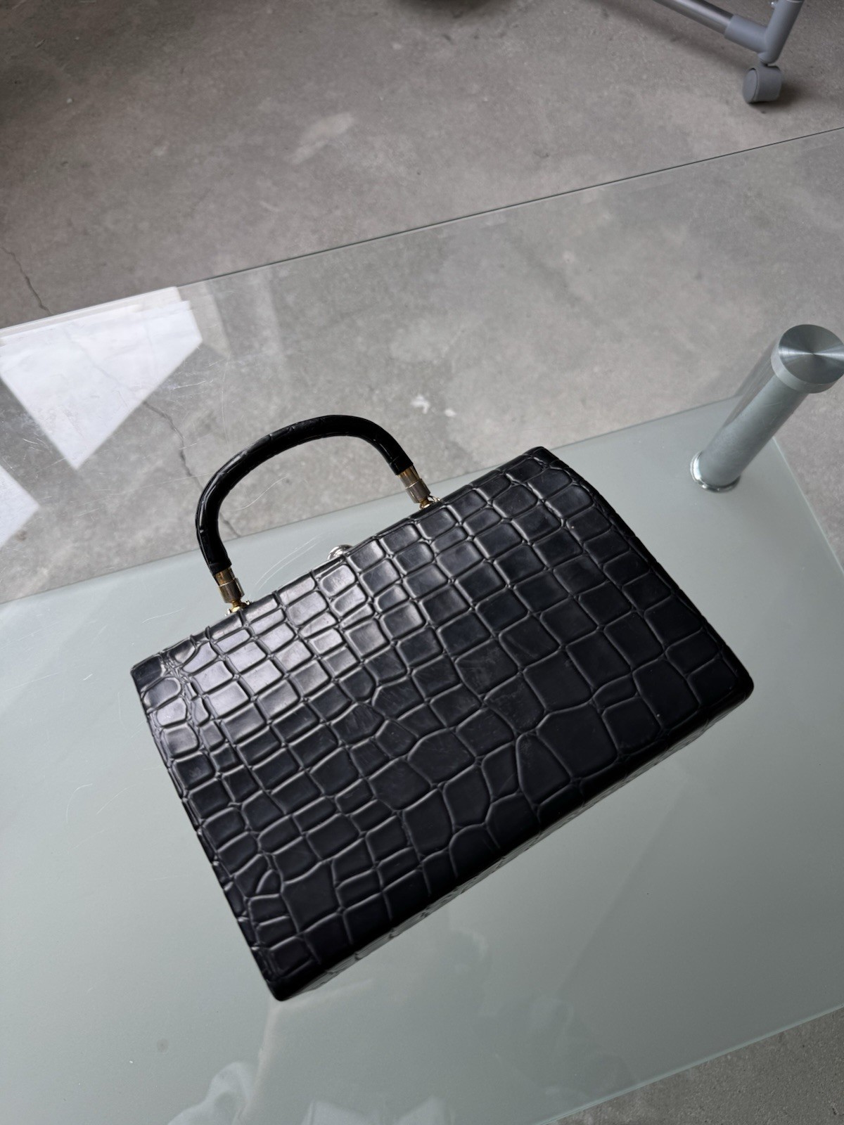 Rare Vintage Gianni Versace Black Leather Handbag – 1980s – Authentic Designer P