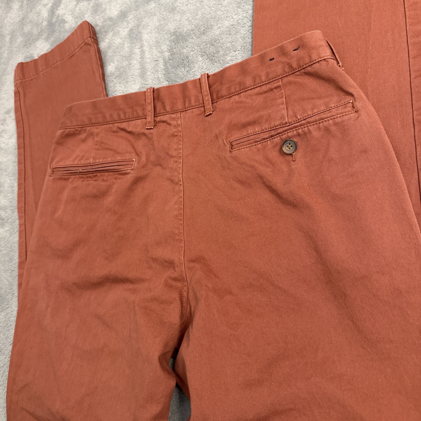 J Crew The Sutton Men’s Pants 31×32 Straight Leg Clay Red Five Pocket Chino EUC