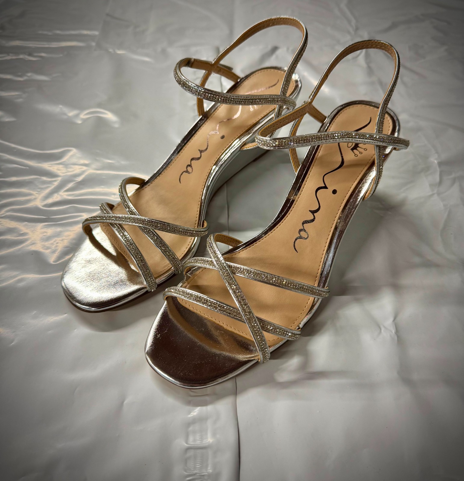 Nina Brynda Silver Rhinestone Strappy Sandals Women’s Heels Size US 9.5