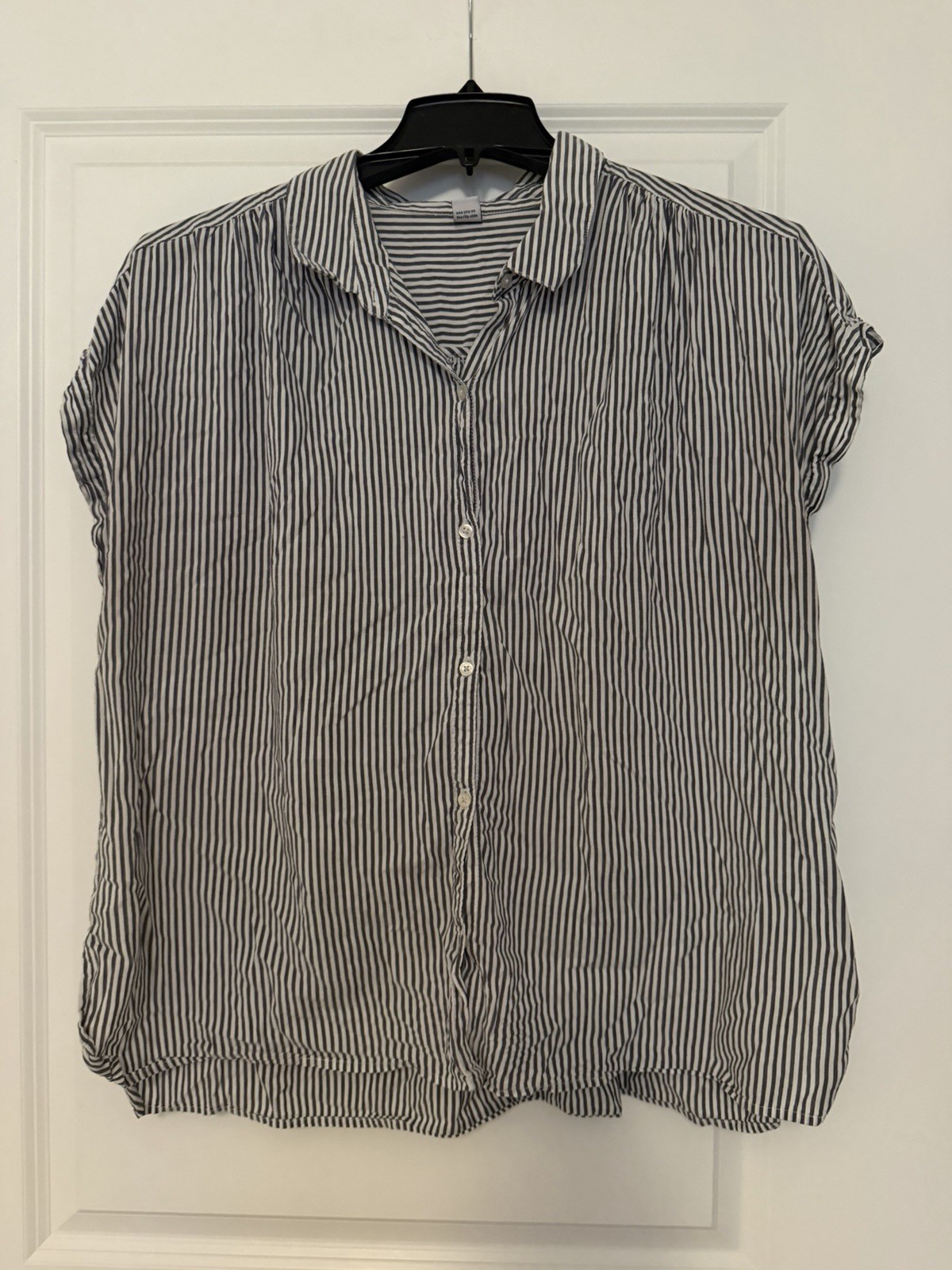 Old Navy Women’s White/Blue Striped Collared Button-Up Short Sleeve XXL