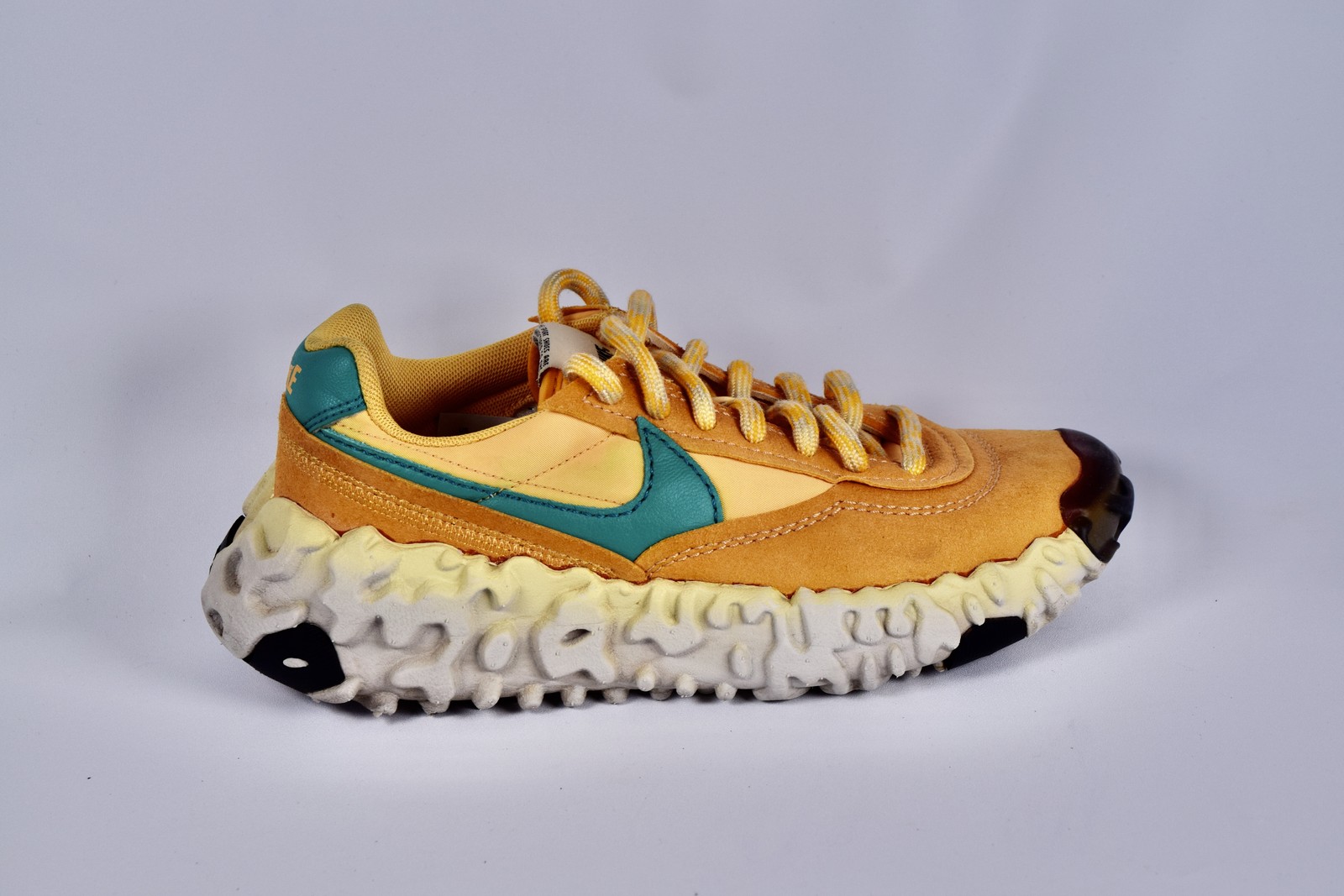 Nike Men’s Overbreak SP Pollen Rise DA9784-201 Yellow Running Shoes Size 5.5 D