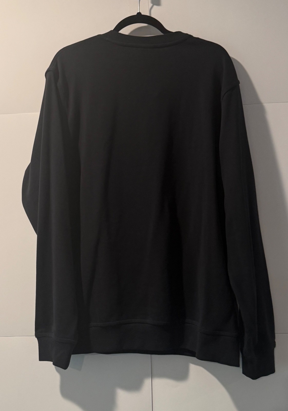 Nike Men’s XL Black Crewneck Sweatshirt White Swoosh NWT
