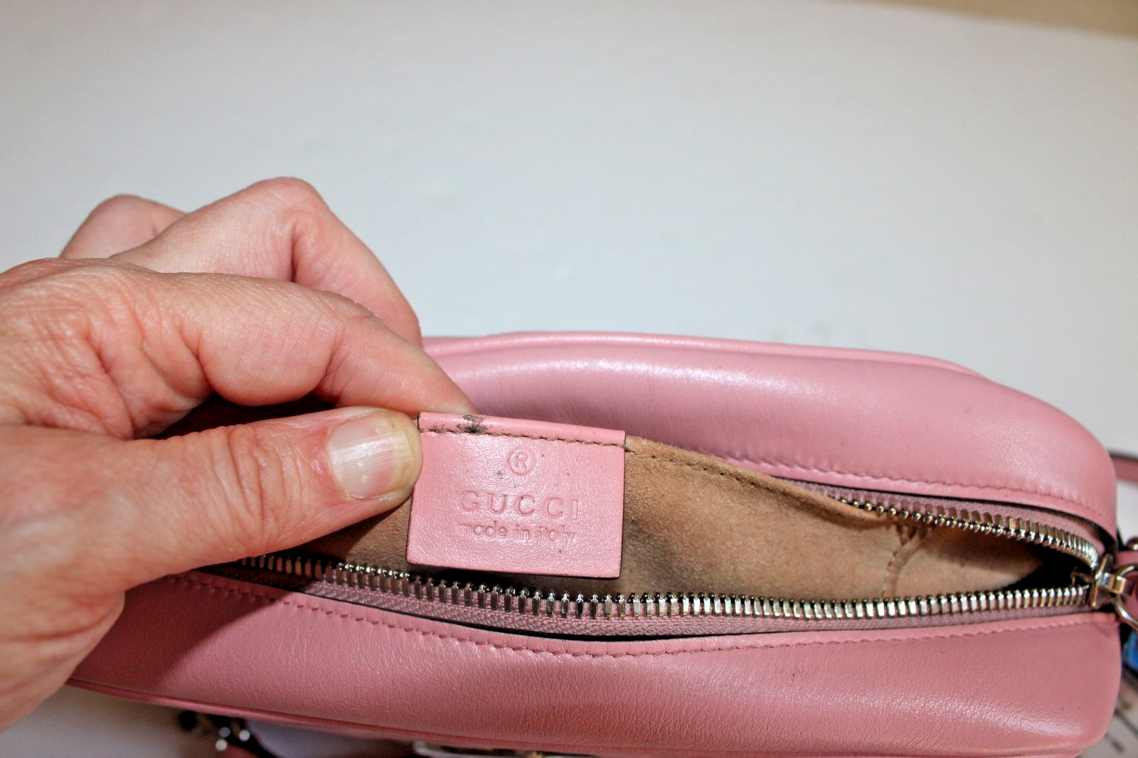 Gucci GG Marmont Shoulder Bag Matelasse Pink Leather Small Handbag