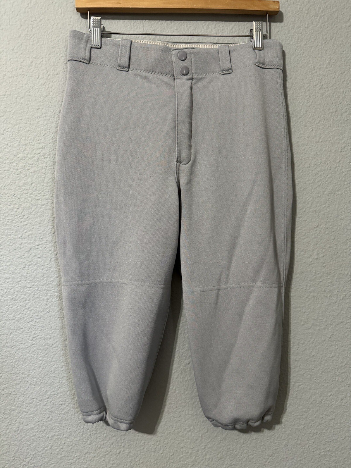 Majestic Unisex Youth Light Gray Baseball Shorts Size L Sporty Athletic Outfit