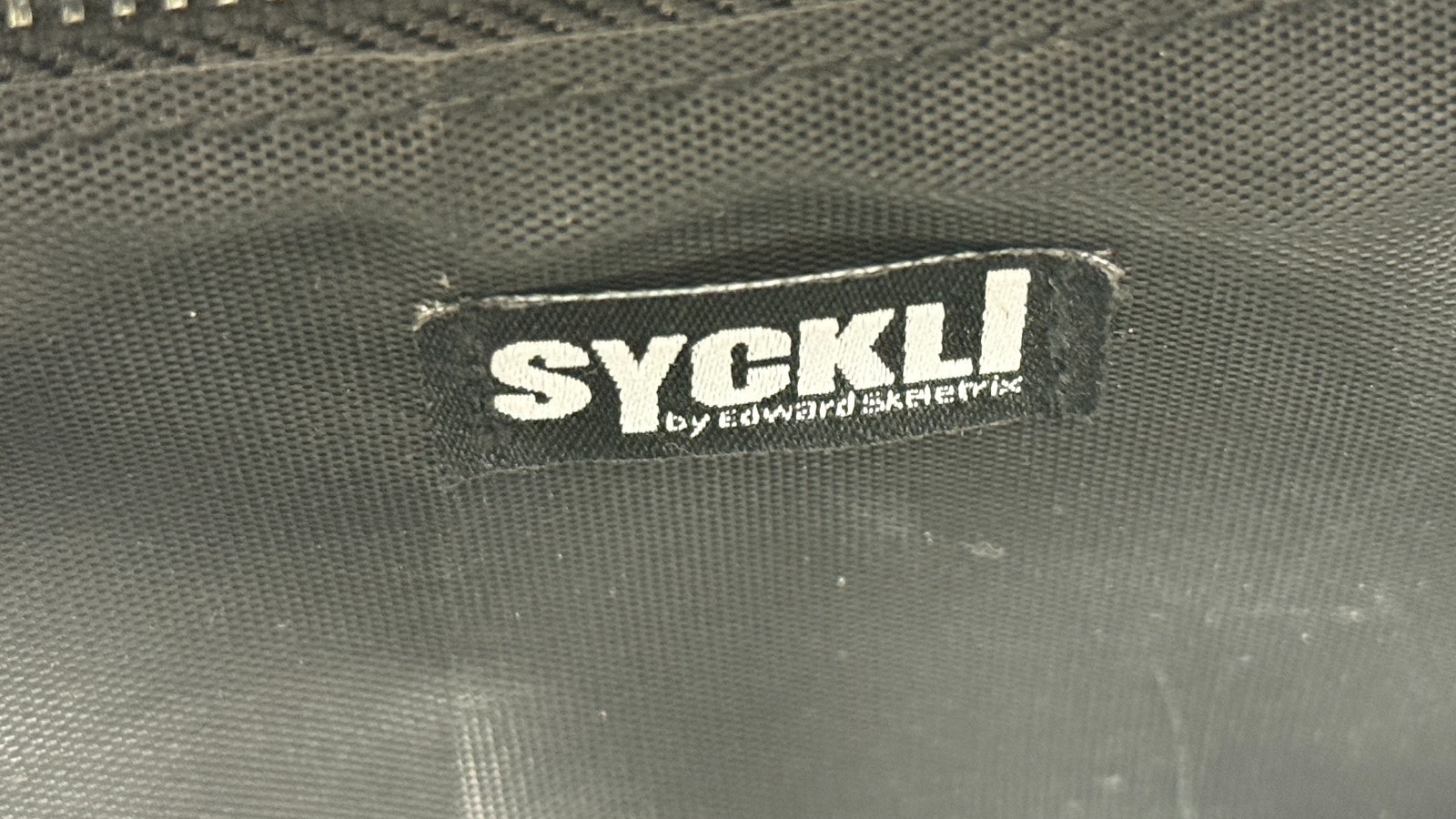Edward Skeletrix Syckli Large Green Monster Bag Collectible Crossbody Very Rare