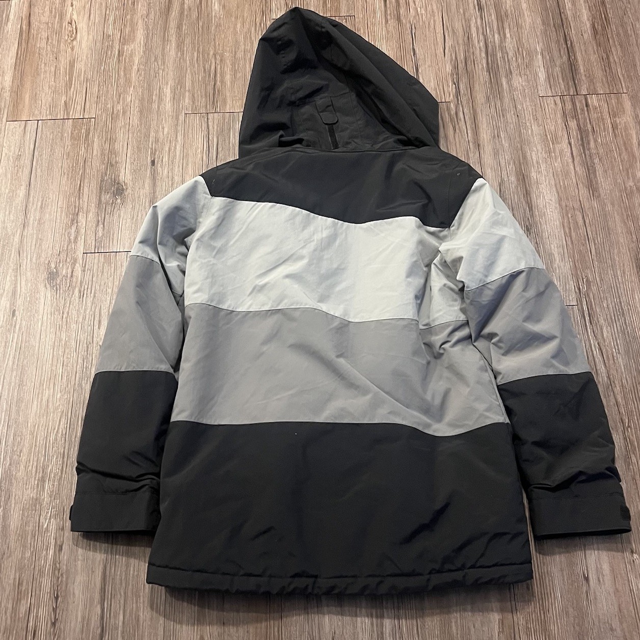 Burton Men’s XL Hooded Snow Ski Jacket Gray Black Insulated Winter Coat