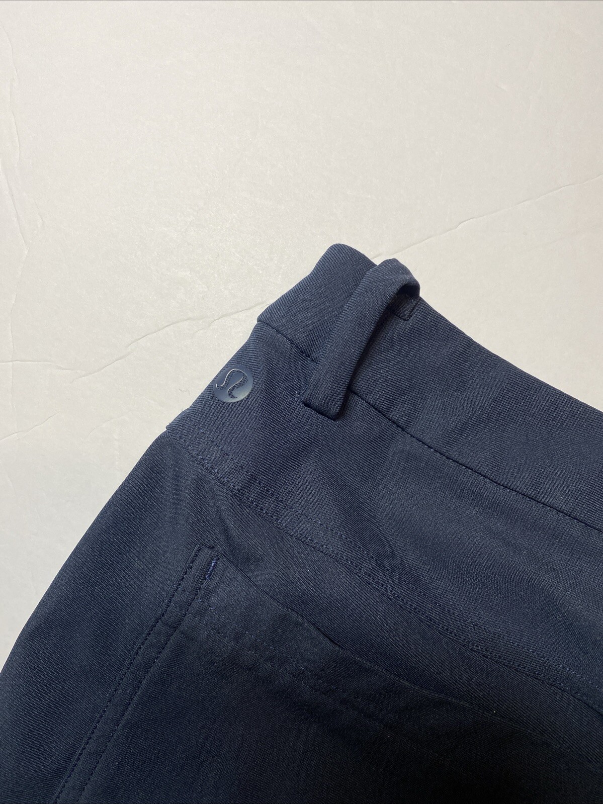 Lululemon Men’s 6 Pocket Design Dress Pants Blue Size 32 Performance EUC