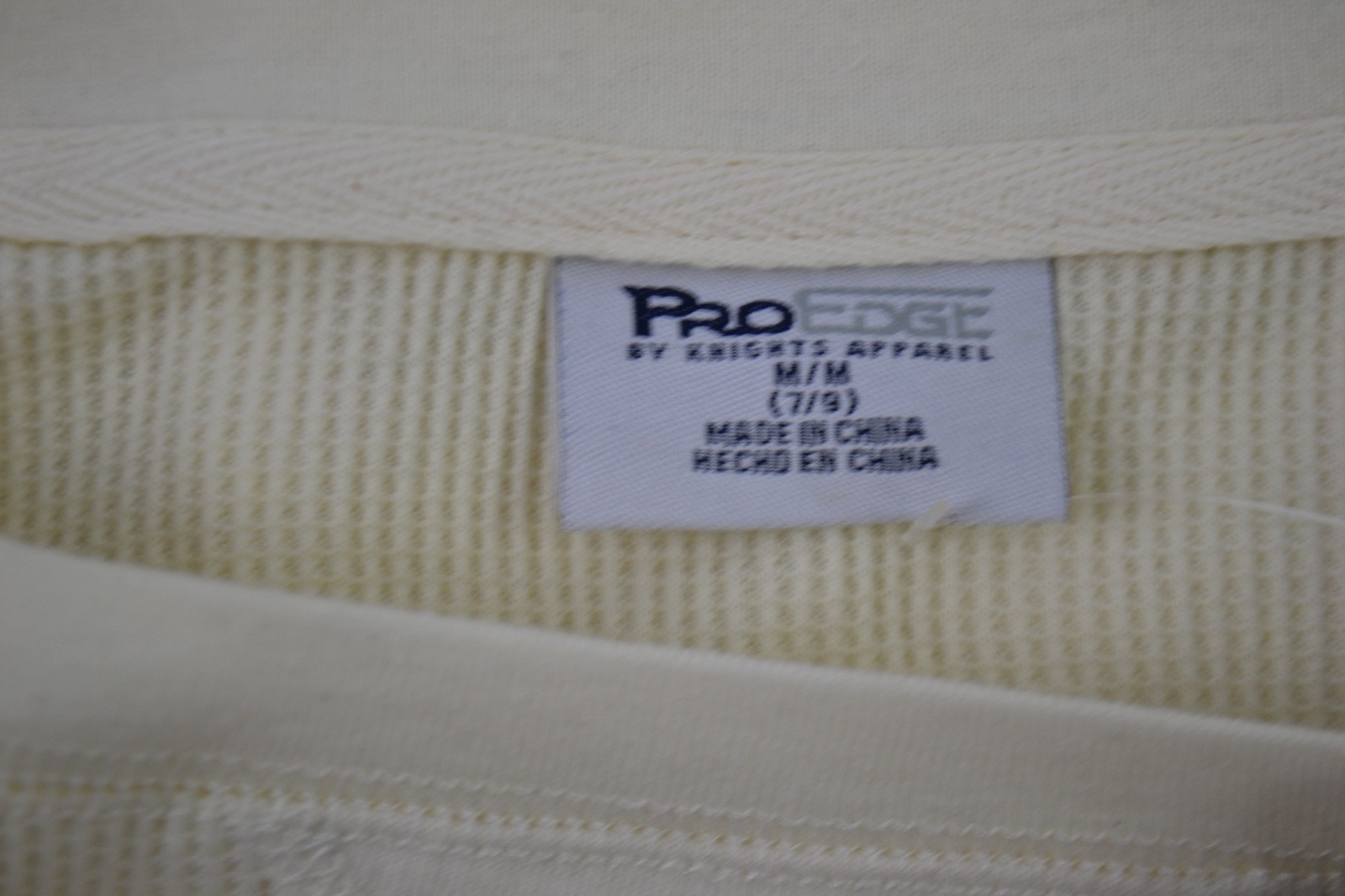 University of Auburn Tigers Women’s Thermal Pullover – Cream – Med 7/9 (AUB-05)