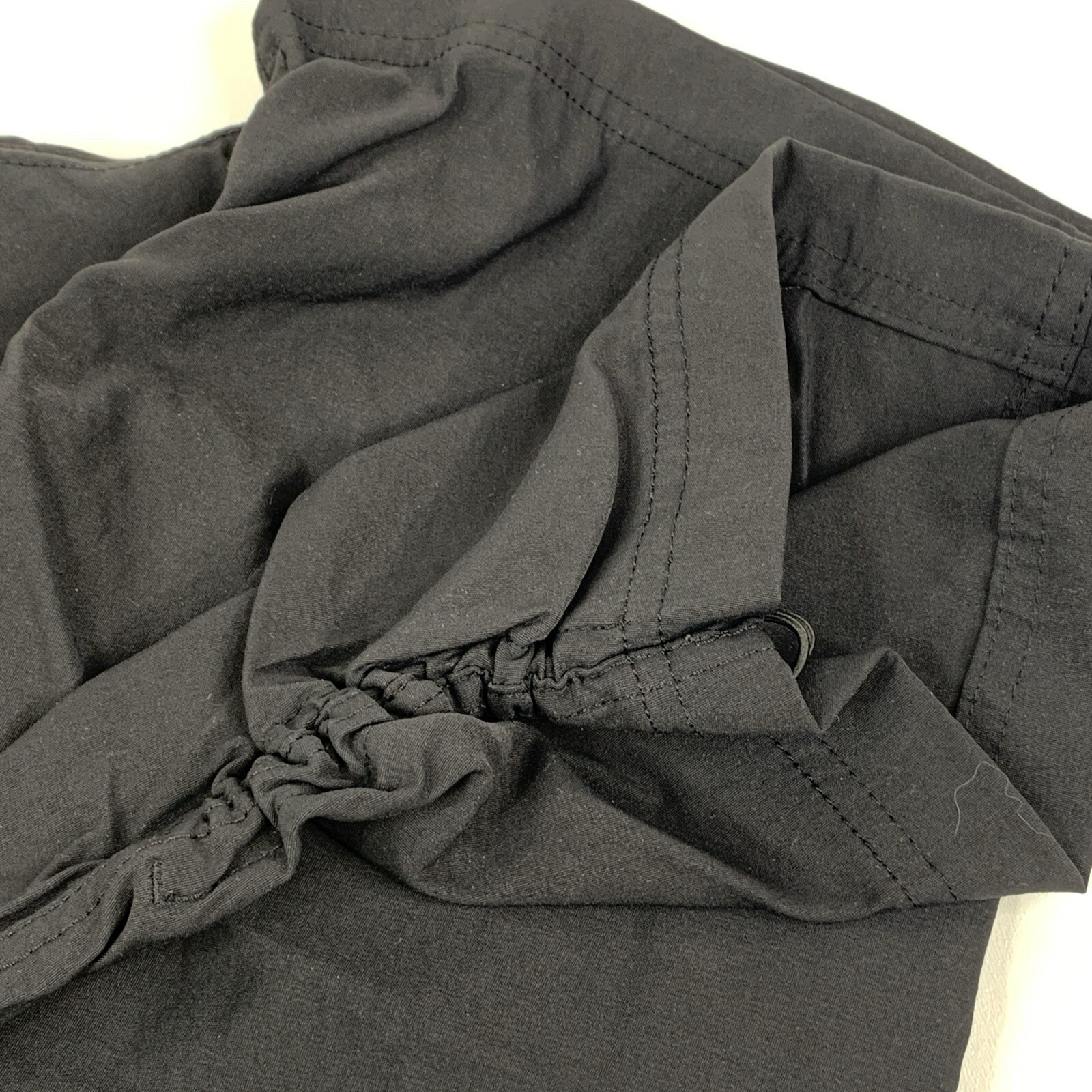 Eddie Bauer Womens Capri Pants Stretch Tech Rainier Cargo Pockets Black Sz 6