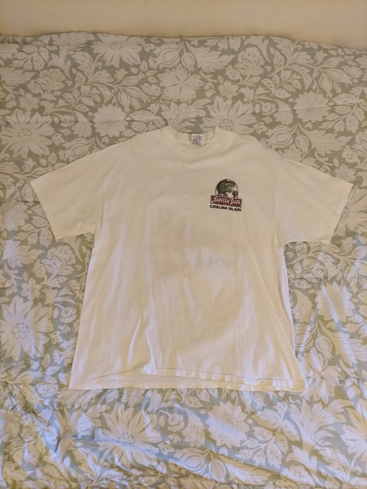 Jurassic Dark Beer Men’s XXL T-Rex Dinosaur Catalina Island Graphic White Tee