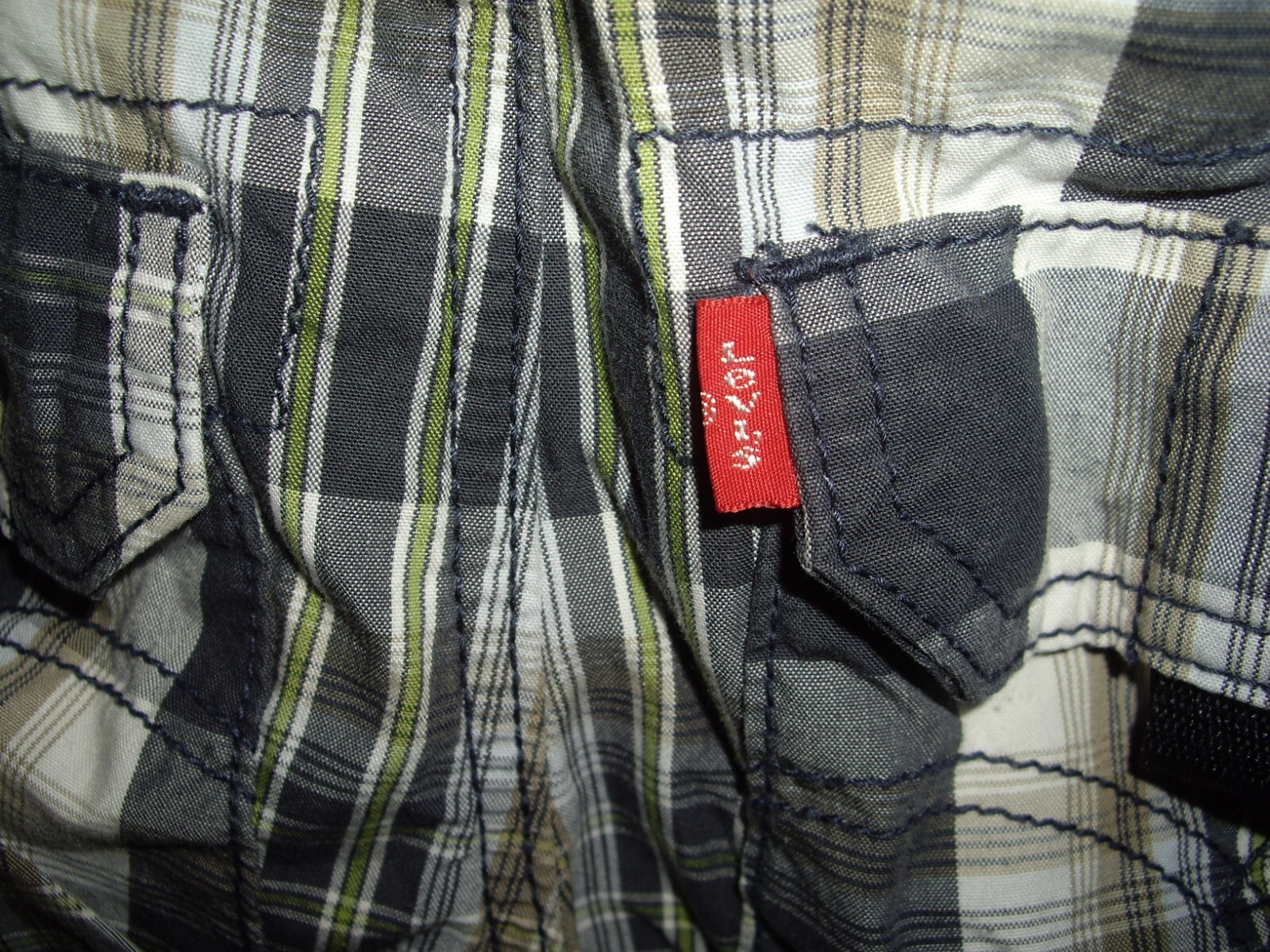 T7 EEUC Boys Size 7 Reg Levi’s Plaid Cargo Shorts Black Gray Tan White Pockets