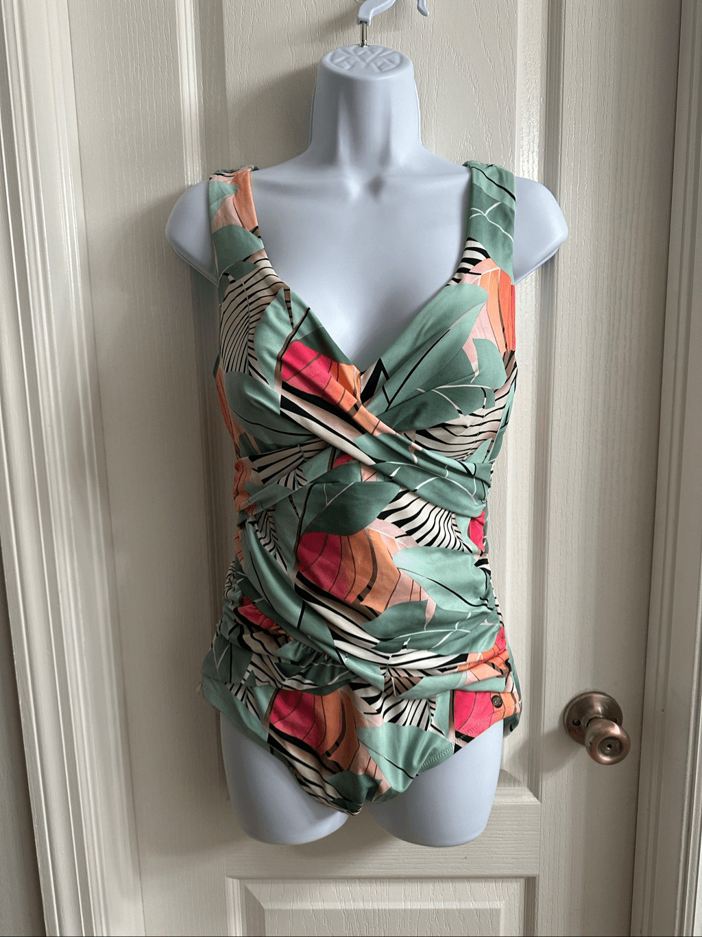 CALIA Tropical Leaf Print One Piece Swimsuit Size 12 Ruched Tummy Control