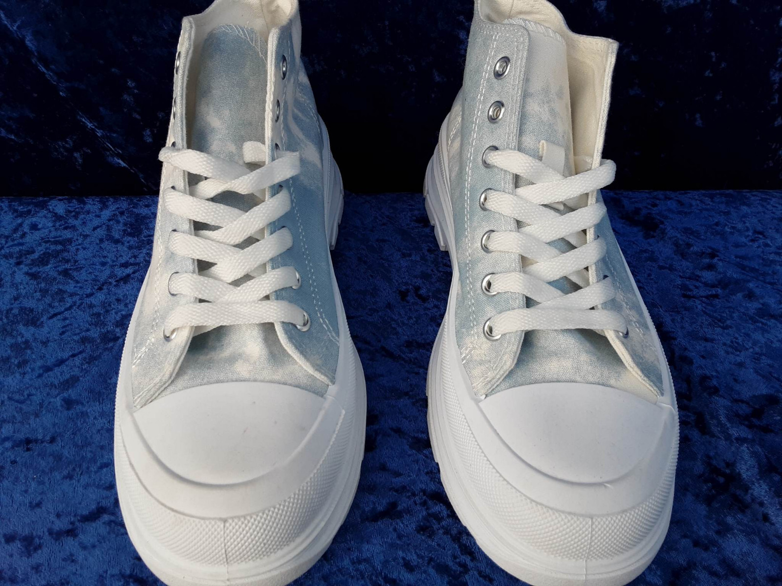Top Price casual shoe, everyday shoe, sports shoe, sizes: 36,37,38,39,40,41, NEW