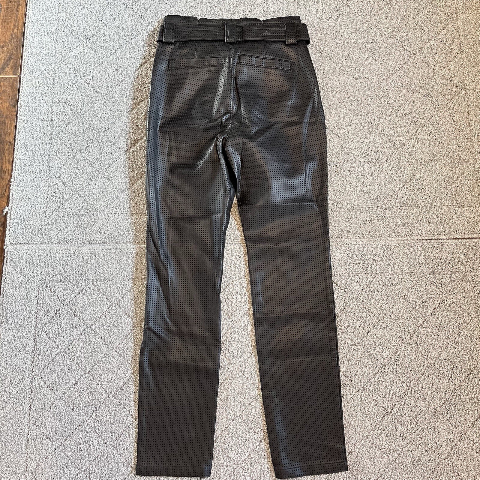 Good American Faux Leather Belted Vented Pants Womens Size 0 Black Stretch