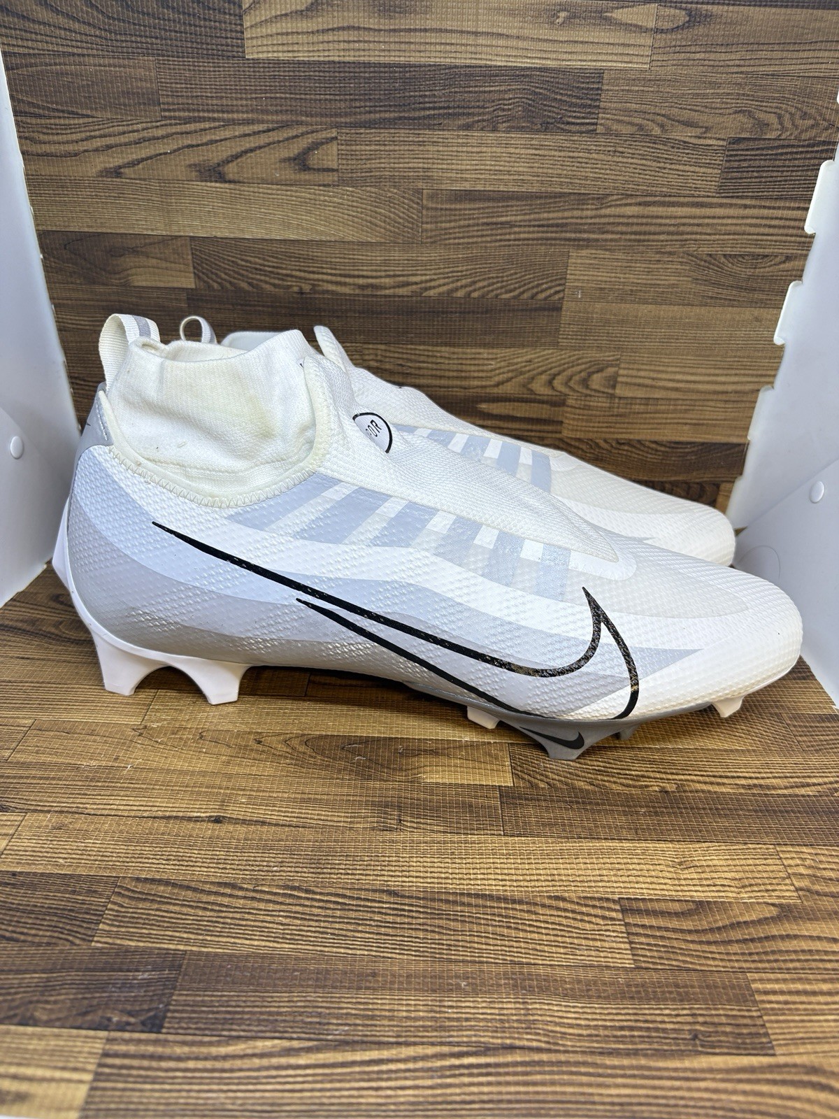 Nike Vapor Edge Pro 360 Football Cleats Sz 14US White Grey Silver DQ3670-102