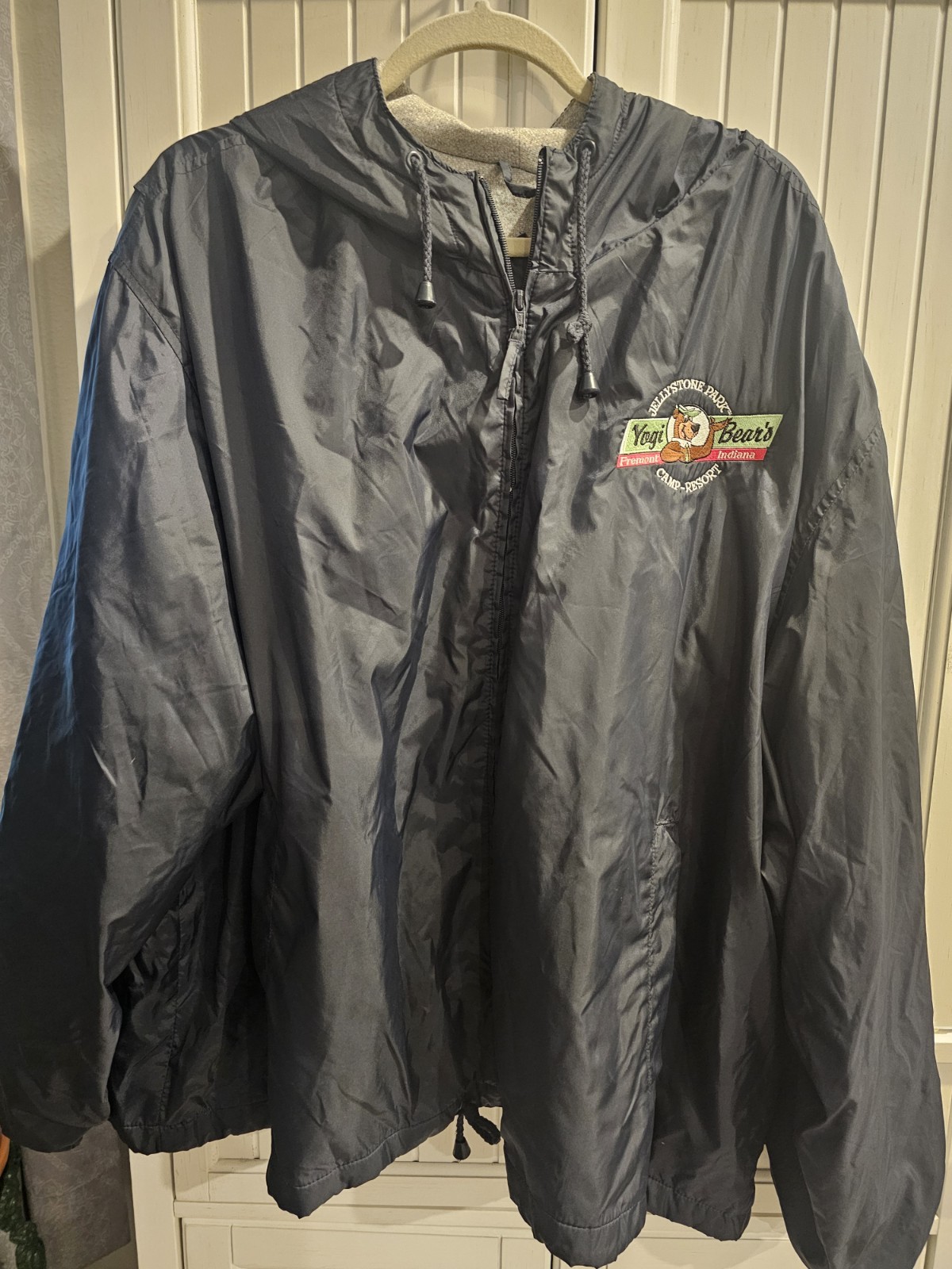 Jellystone Park Yogi Bear’s Fremont Indiana Camp Resort Hooded Jacket – 2XL