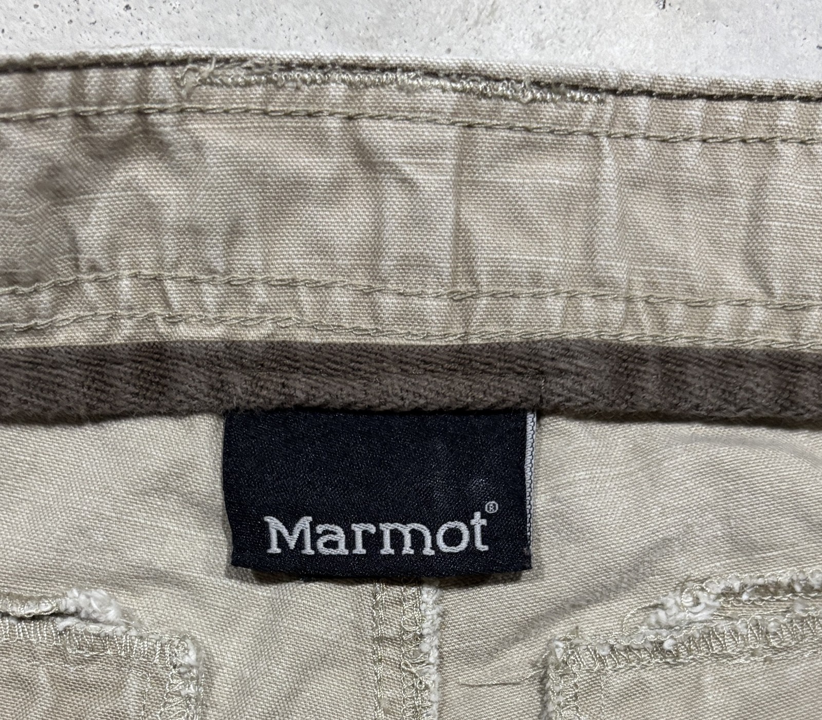 Marmot Straight Leg Reinforced Knee Reguar Fit Jeans Hiking Mens 32×32 1/2 Beige