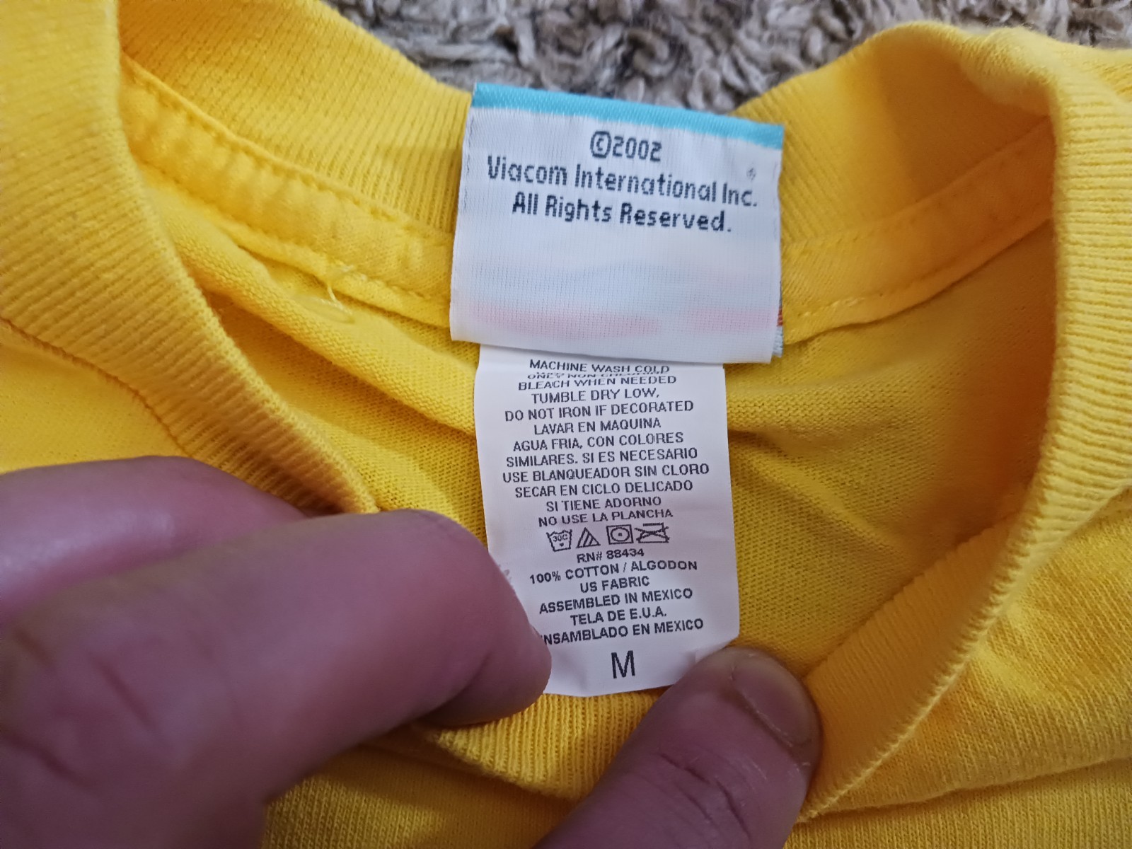 Vintage 2002 Nickelodeon SpongeBob SquarePants Nudie Pants Yellow TShirt Size M