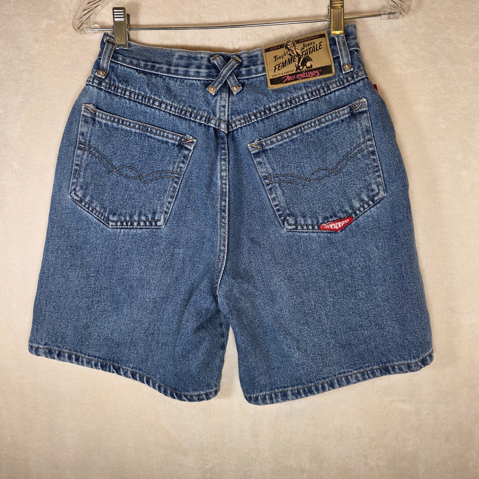 Vintage NO EXCUSES Femme Fatale Denim Jean Shorts Sz 9/10 Retro 90s Mom Dark