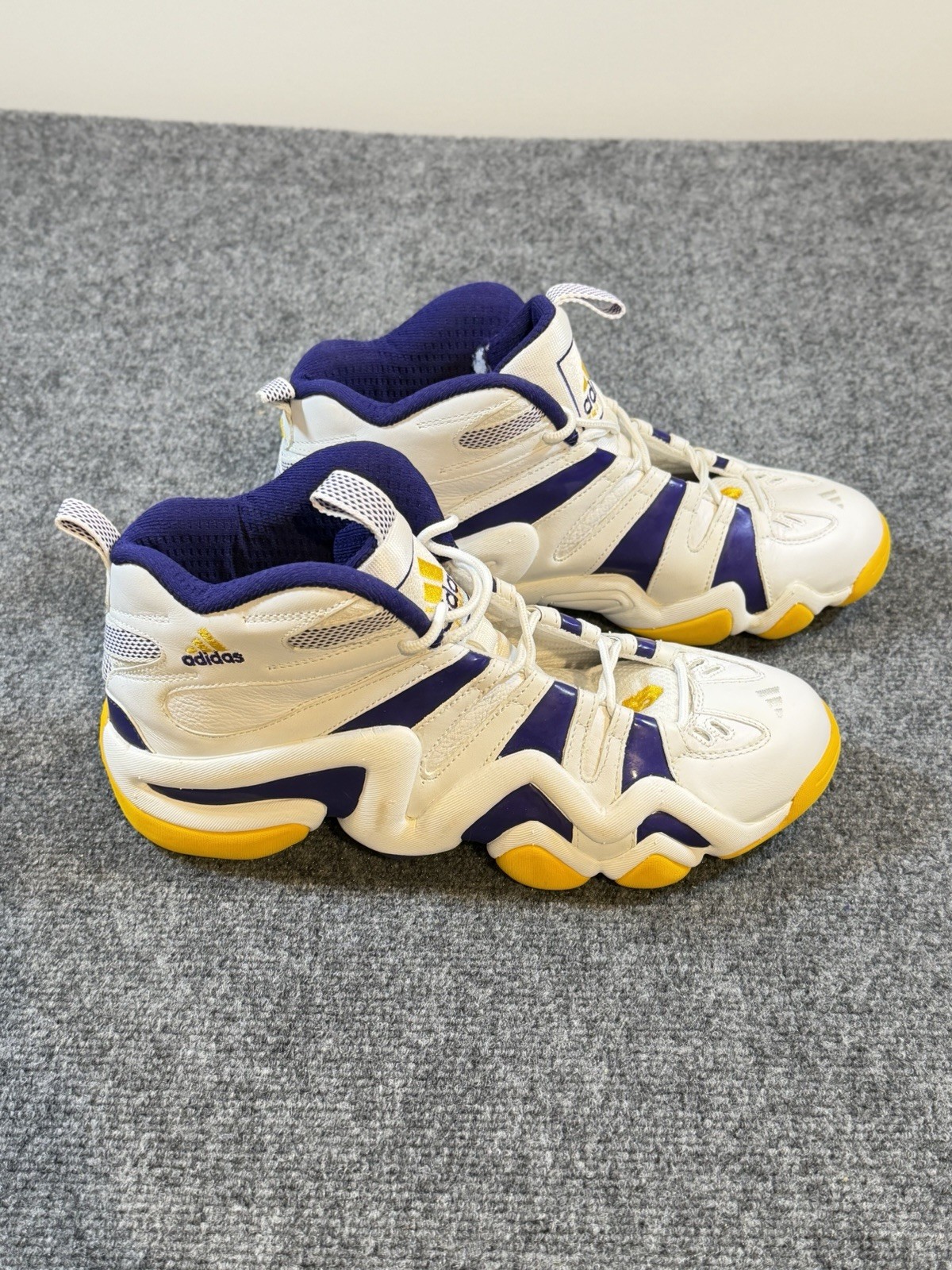 Adidas Size 11 Crazy 8 Lakers Basketball Sneakers 467967 – New Never Worn
