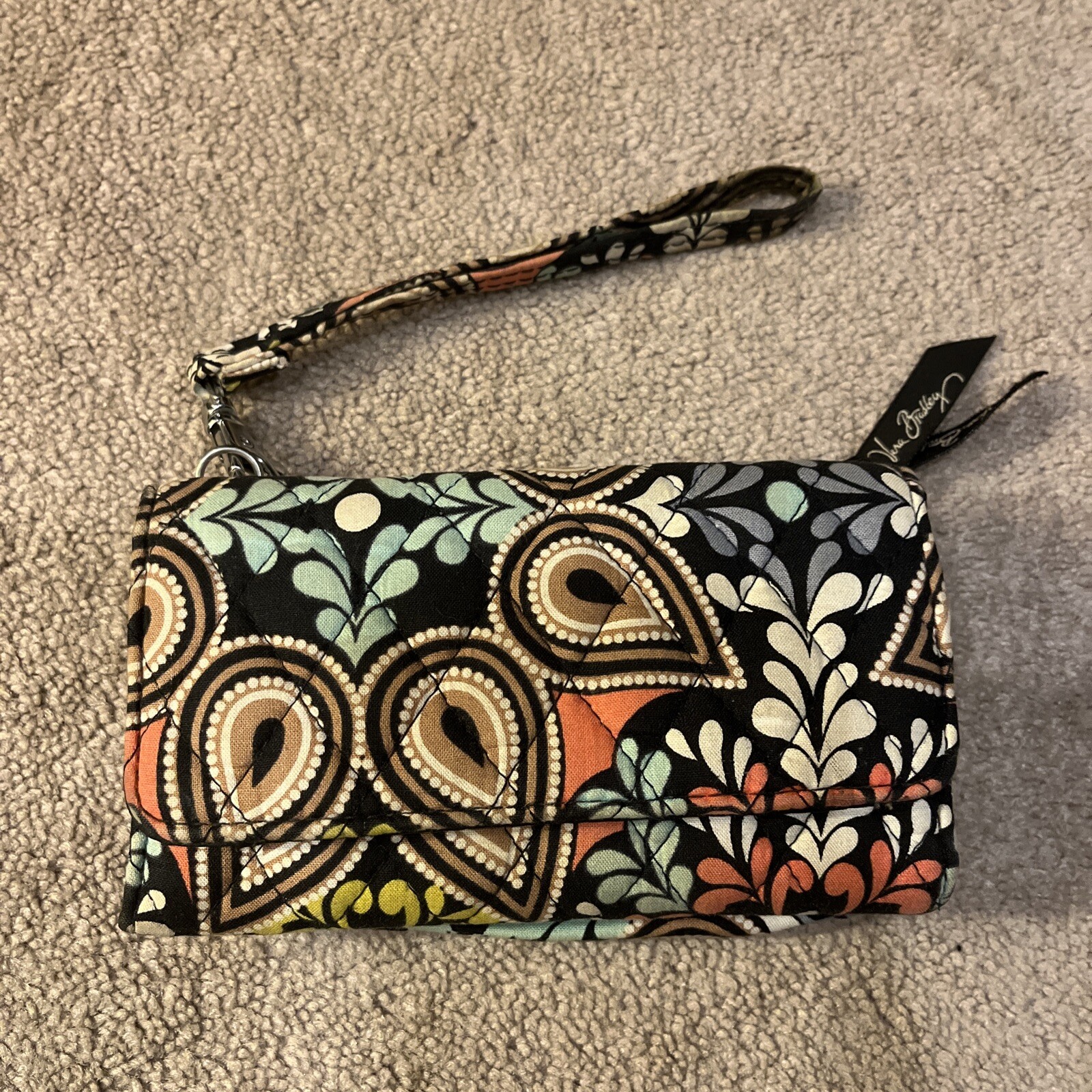 Vera Bradley Quilted Trifold Wristlet Wallet 6×3.5 Inches Compact Snap Shut