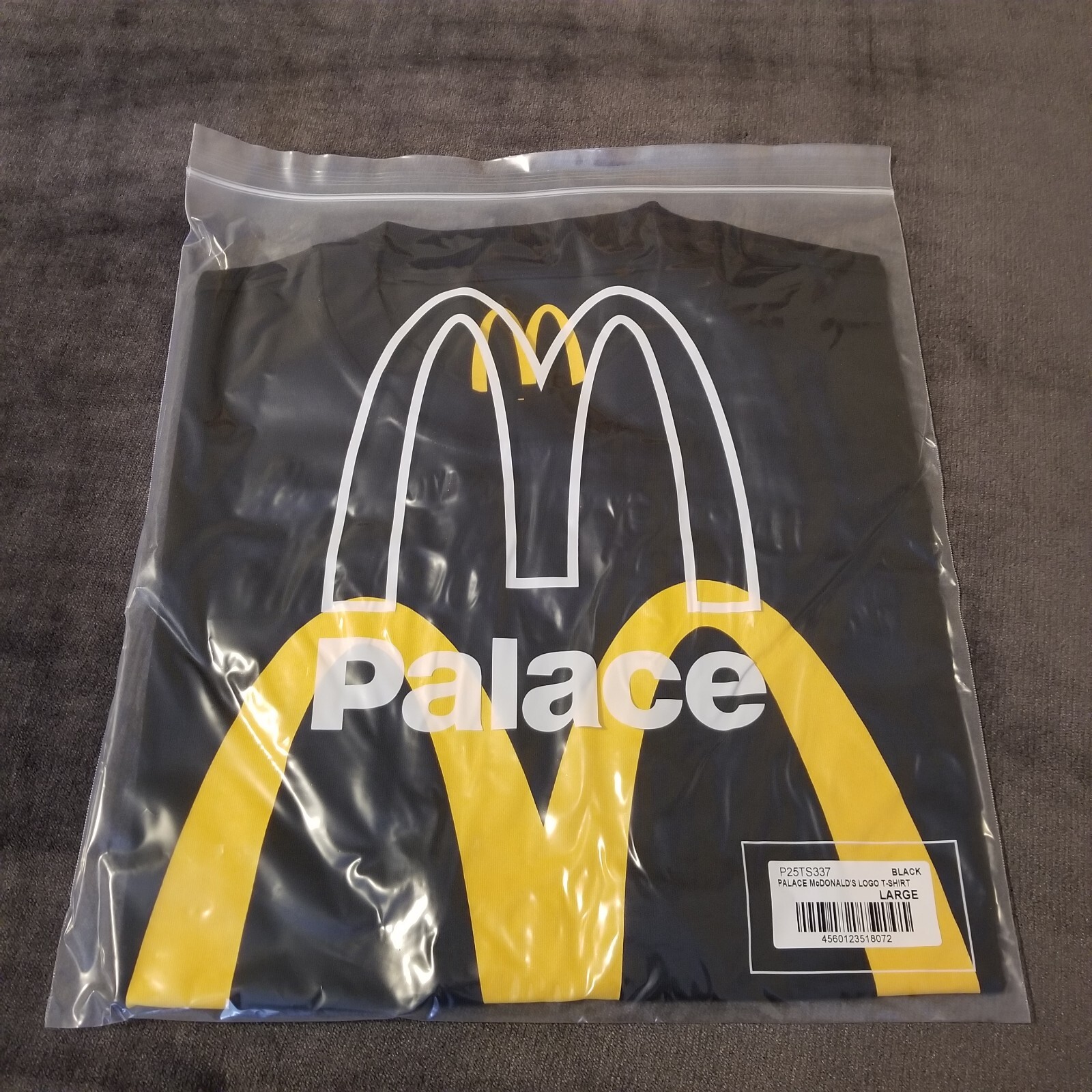 NEW Palace x McDonald’s Logo T-shirt Size Large Tee