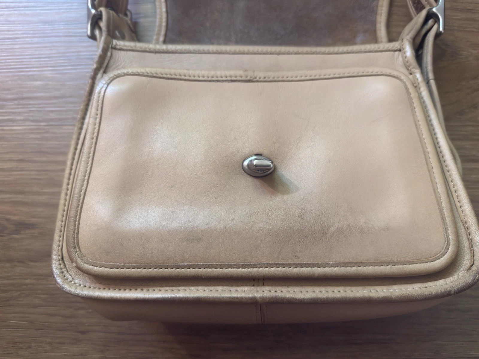 Coach Vintage Rambler’s Legacy #9061 Camel Color & Nickel Hardware