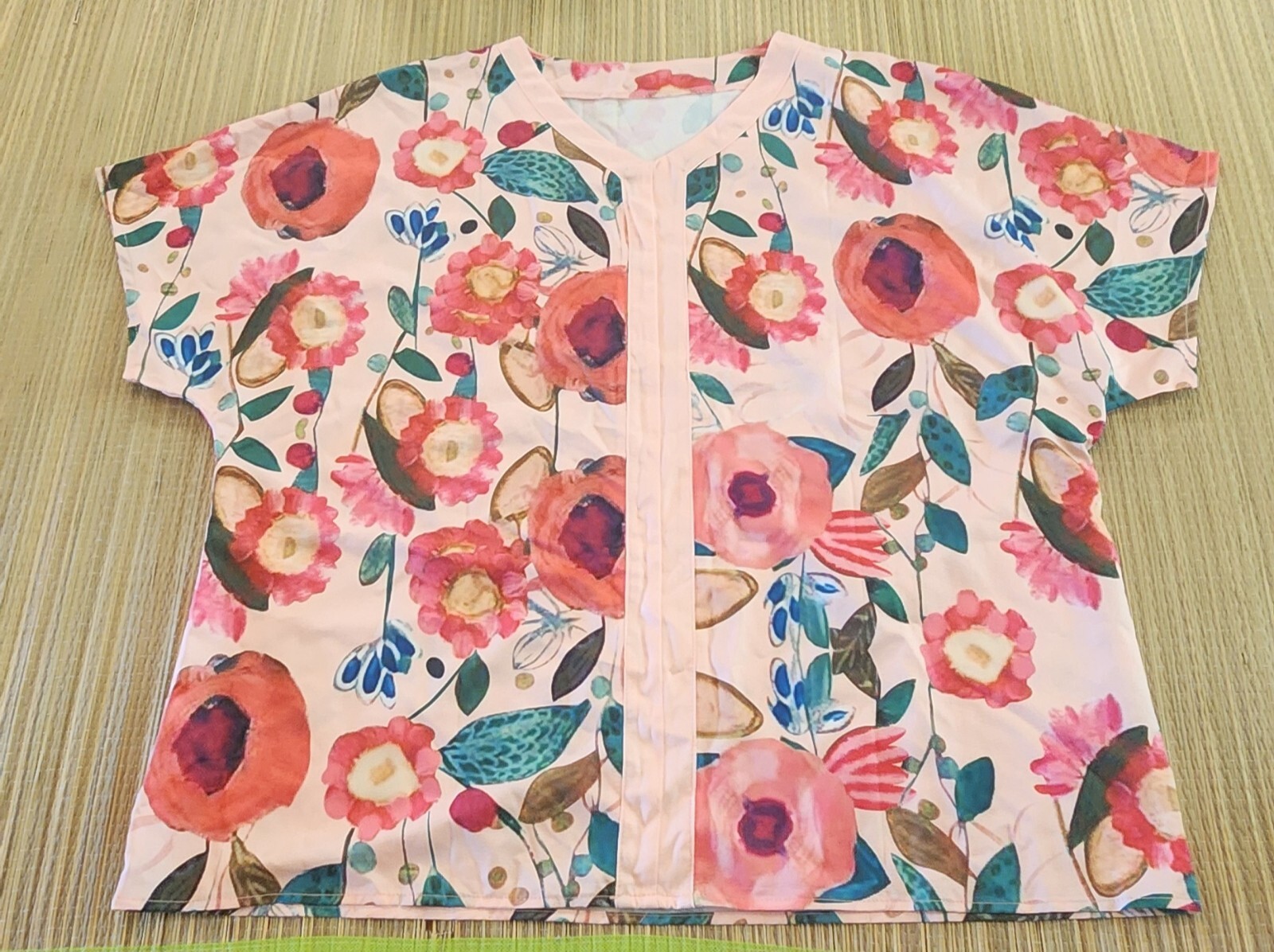 Unbranded Trendyschic Peach Floral Pullover Top Women’s XL NWOT