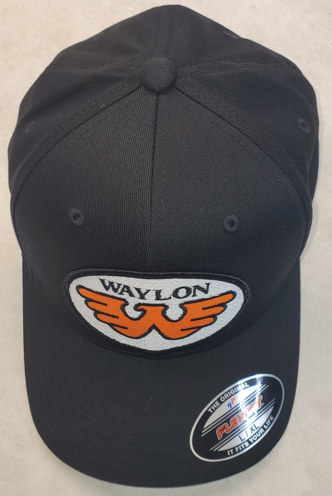 WAYLON JENNINGS Patch Flexfit Hat / Black – L/XL 7 1/8″ – 7 5/8″