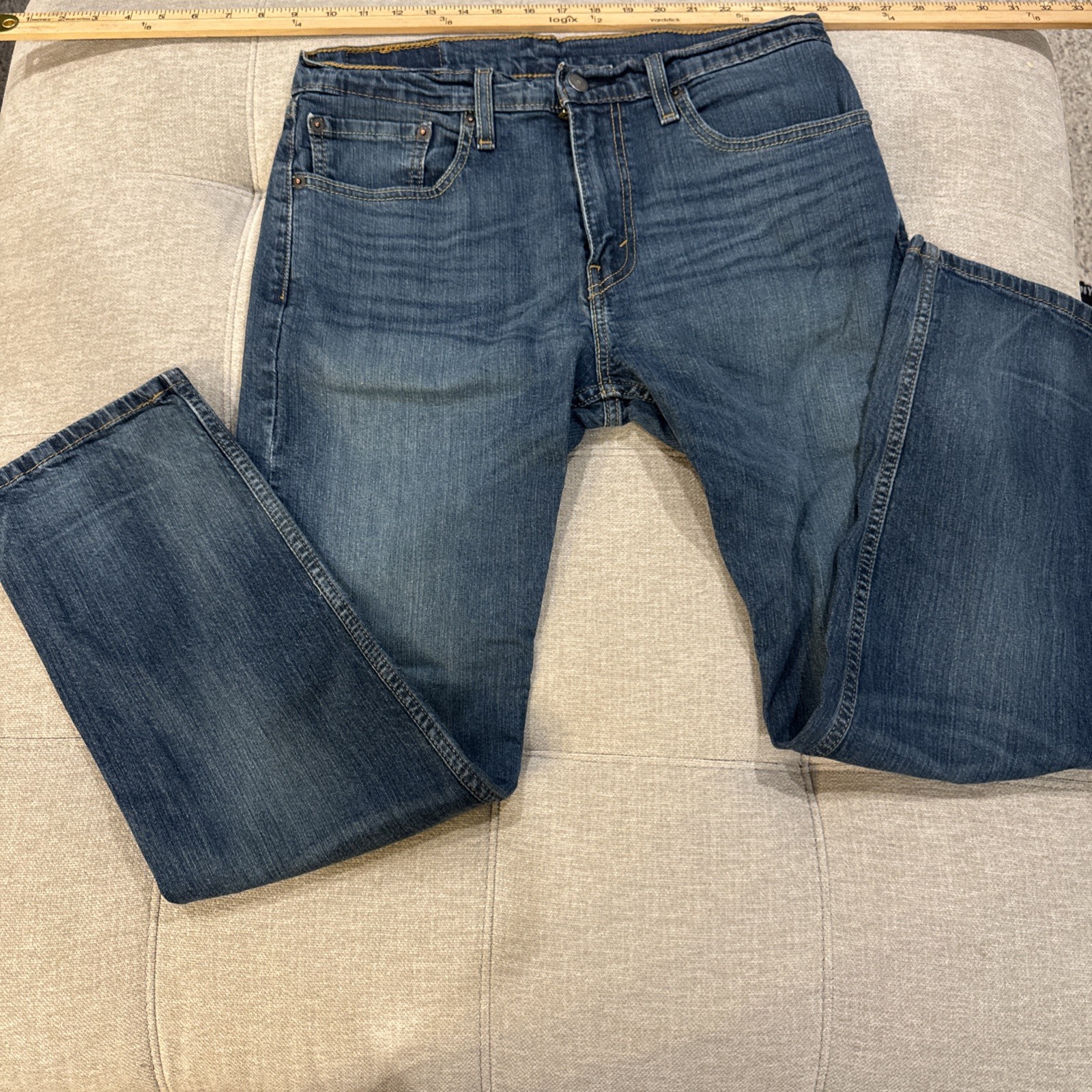 Levis 502 Taper Fit Mens Jeans 32×30 Medium Wash Blue Denim
