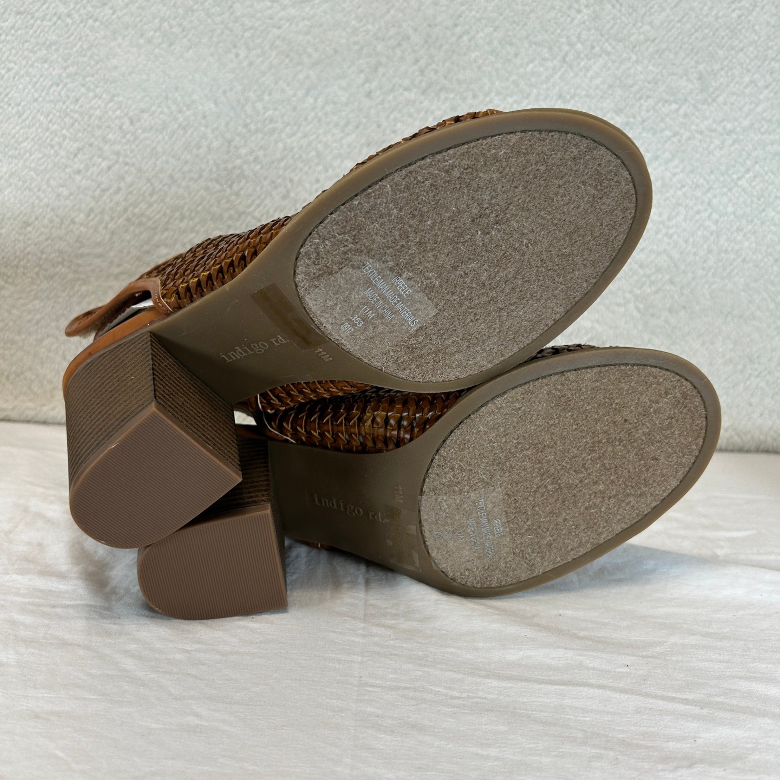 Indigo Rd Irpeele Womens Medium Brown Woven Open Toe Block Heel Sandals 11 New