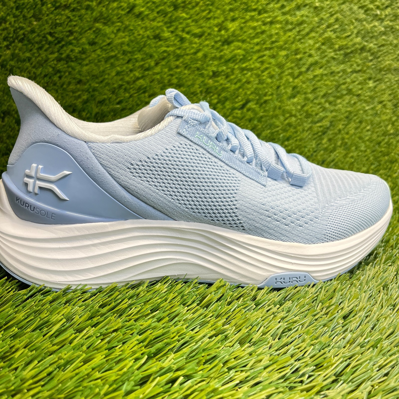 Kuru Atom 2 Womens Size 9D Blue White Athletic Running Walking Shoes Sneakers
