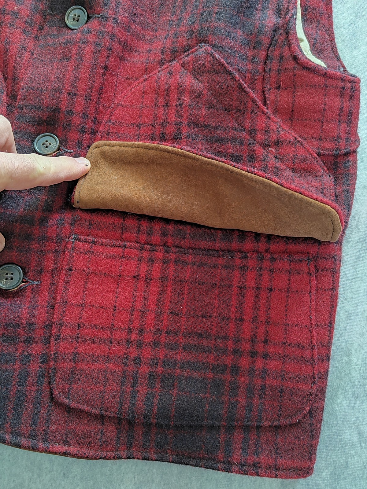 Abercrombie & Fitch Men’s Vintage 80s Buffalo Plaid Hunting Vest Jacket Size S