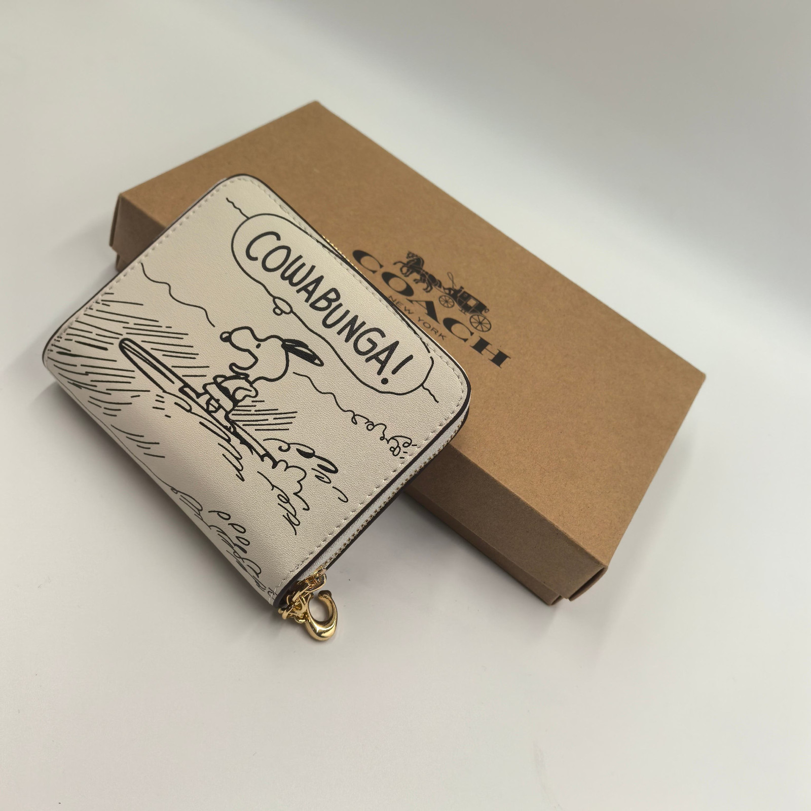 Coach X Peanuts Snap Wallet In Signature Canvas With Snoopy Print CCB18
