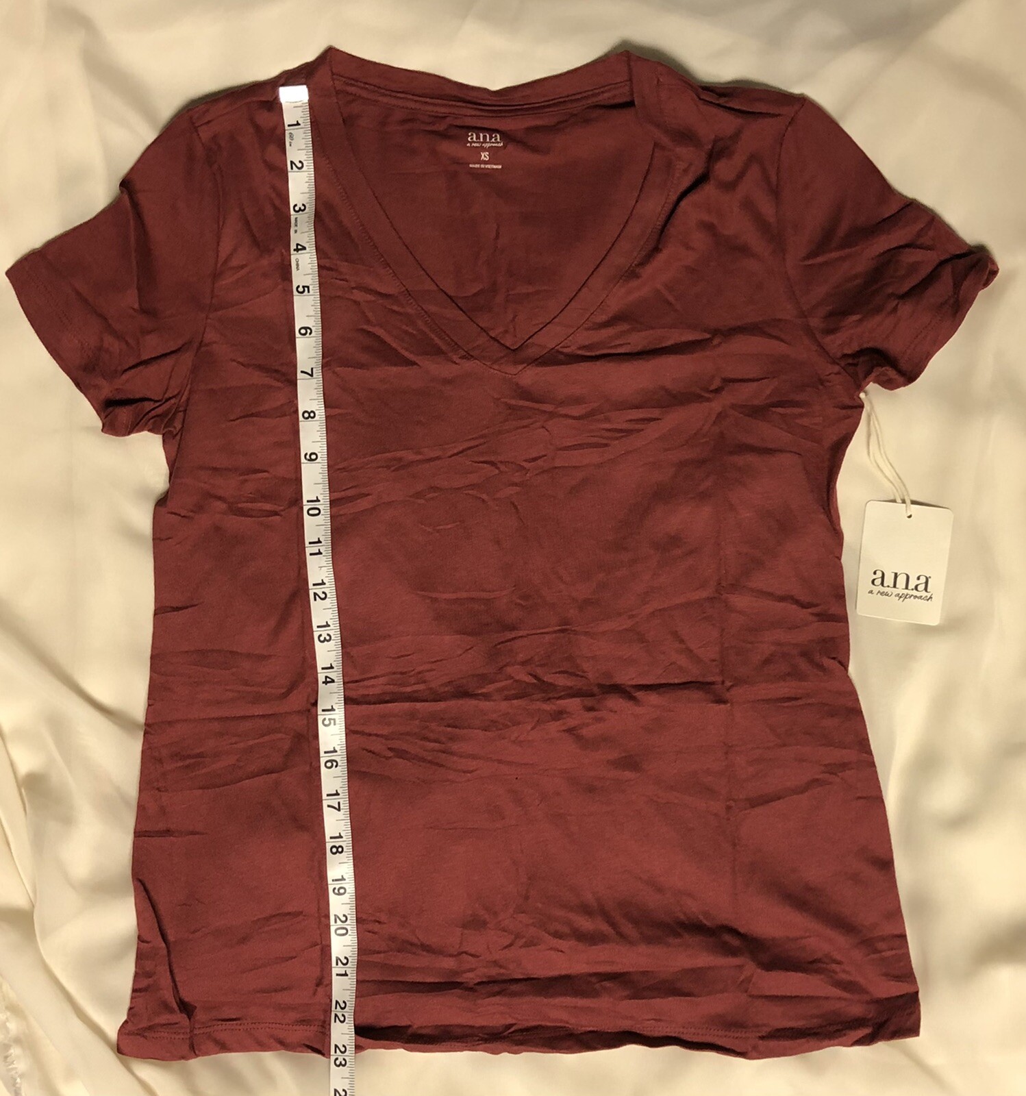 ANA Size X-Small V-Neck Tee Short Sleeved burnt russet Women’s T-Shirt