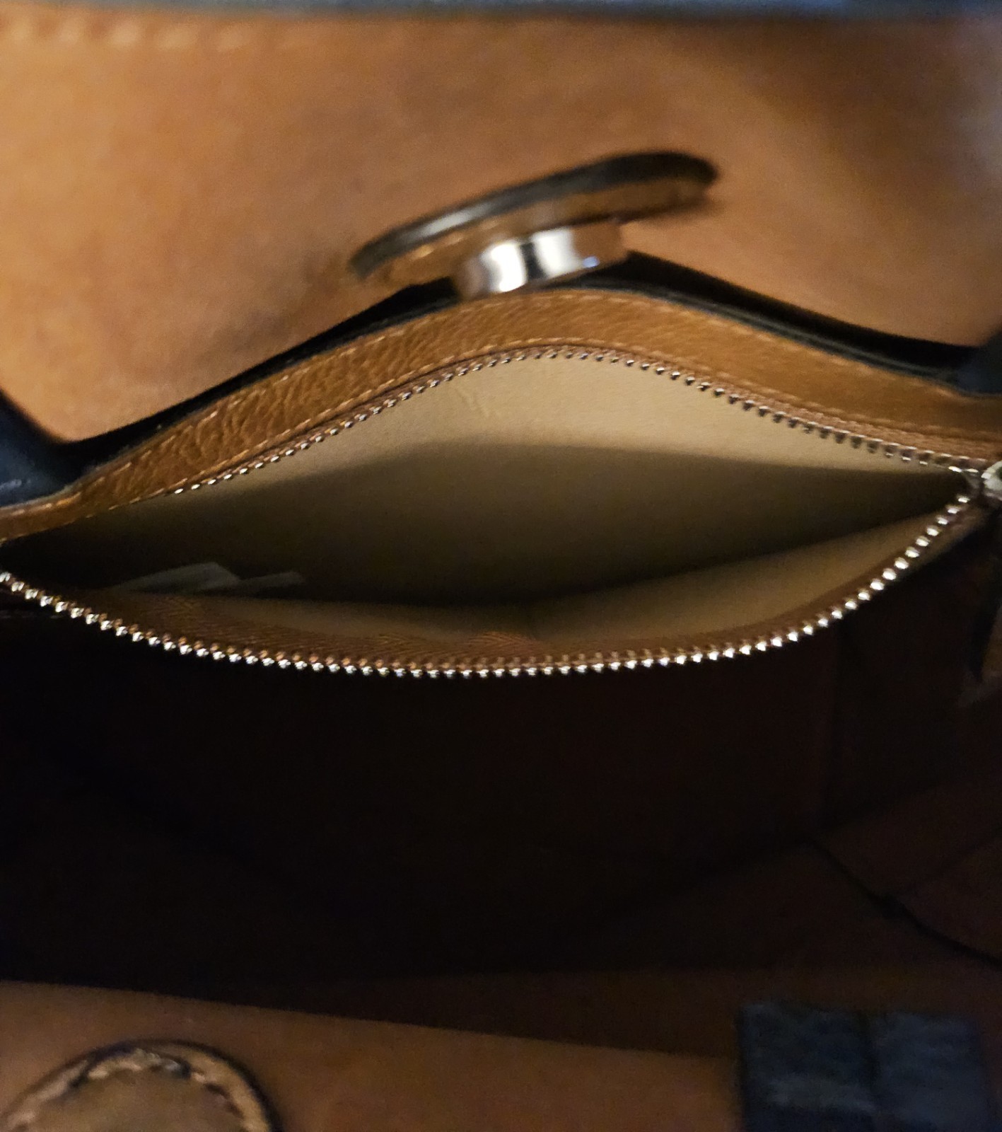 Purse, Bag, Tote SevenDays Solid Magnetic Closure, Tassel Bag Charm NWT