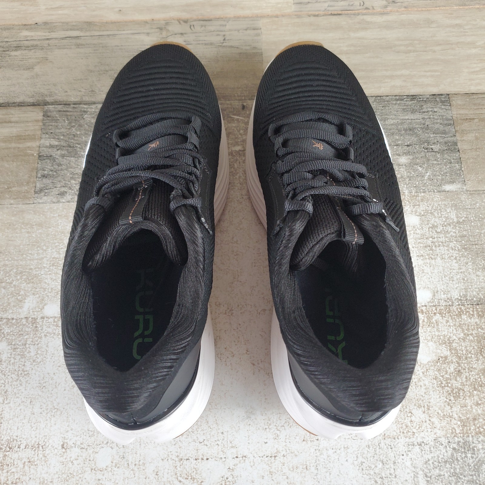 Kuru Atom 2 Womens Shoes Sz 7.5 M Running Jet Black Desert Tan Lace Up Sneakers